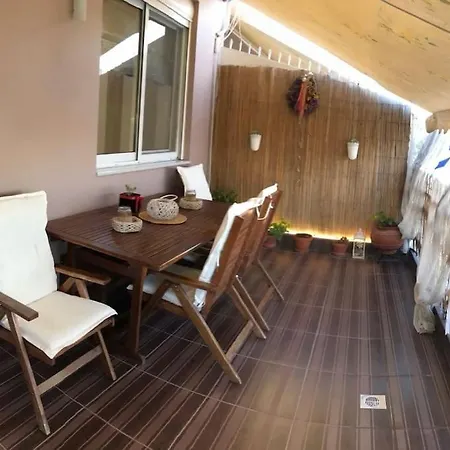 Apartment Family House,acropolis View,5 Min From Metro