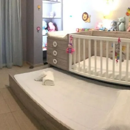 Apartment Family House,acropolis View,5 Min From Metro